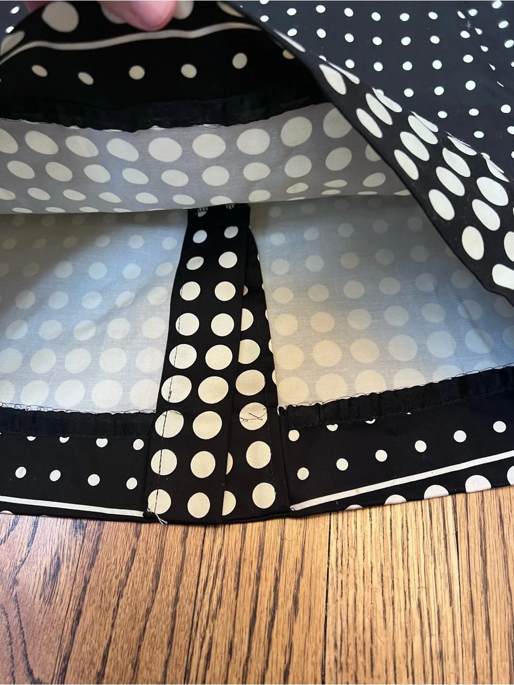 J. Crew The Pencil Skirt Size 10 Knee Length Black White Polka Dot Slit Office